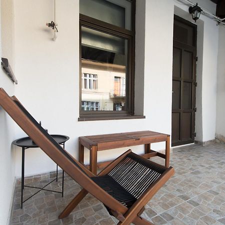 Lovely Brasov Flat With Patio And Mountain Views Exteriör bild